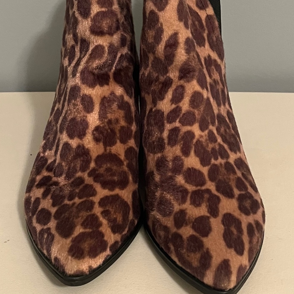 Nine West Tayep2 Animal Print Cheetah Booties 10